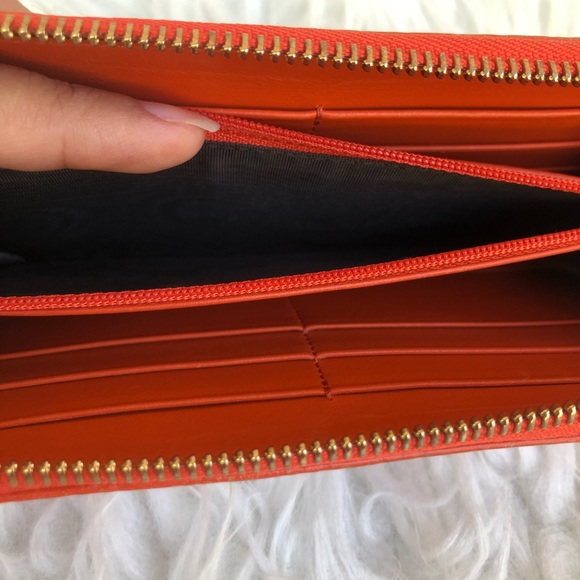 GUCCI WALLET - Picture 6 of 9